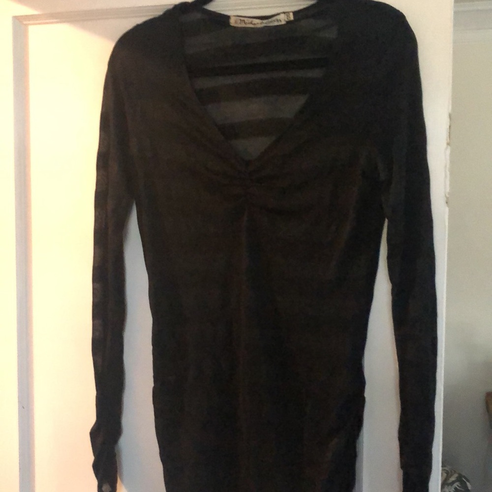 Michael stars holiday top. Sheer, ruched, arm detail. Fitted.